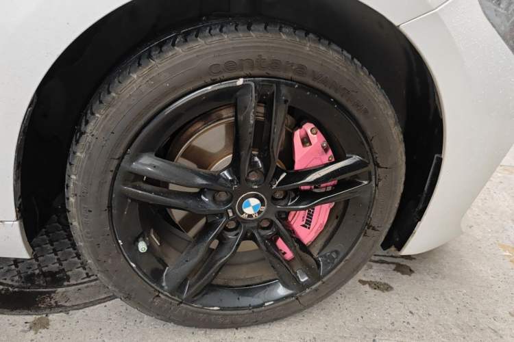 Used BMW 1 Series 2019 118i M Sport Package Right Front Wheel Hub