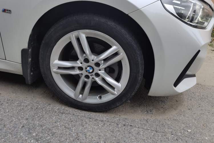 Used BMW 1 Series 2019 118i Fashion Model Right Front Wheel Hub