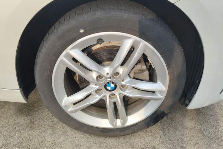 Used BMW 1 Series 2019 118i M Sport Package Right Front Wheel Hub