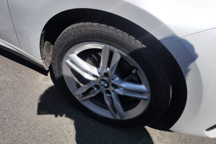 Used BMW 1 Series 2019 118i M Sport Package Right Front Wheel Hub