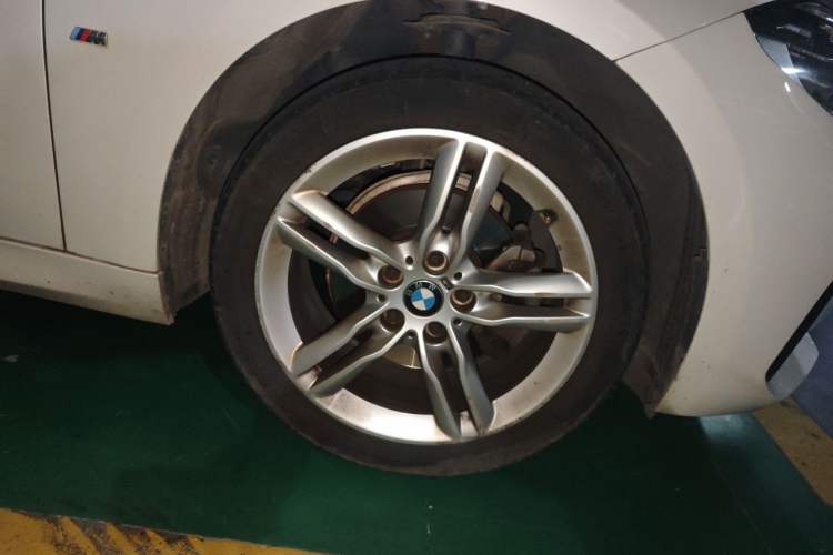 Used BMW 1 Series 2019 118i M Sport Package Right Front Wheel Hub
