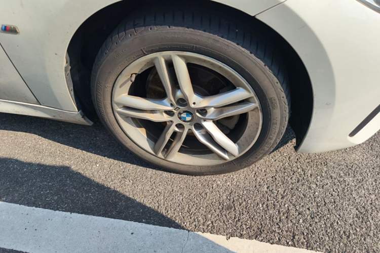 Used BMW 1 Series 2019 118i M Sport Package Right Front Wheel Hub