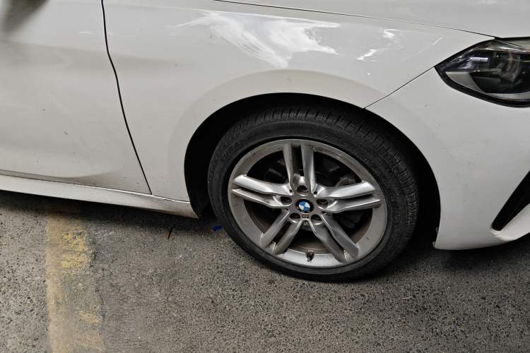 Used BMW 1 Series 2019 118i M Sport Package Right Front Wheel Hub