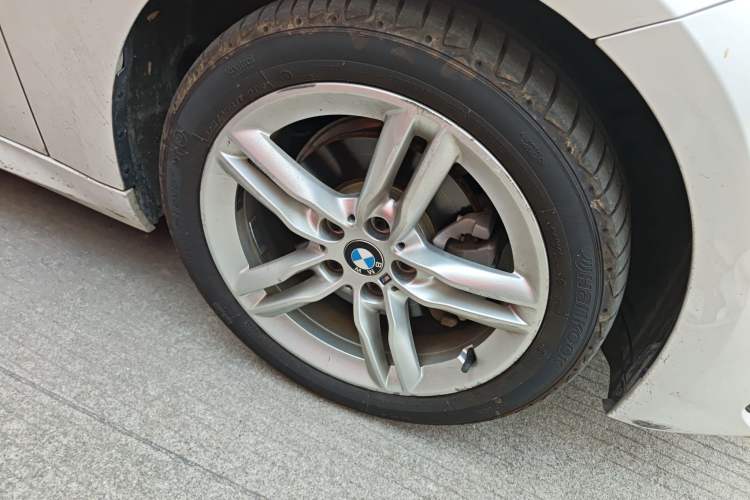Used BMW 1 Series 2019 118i M Sport Package Right Front Wheel Hub
