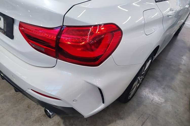 Used BMW 1 Series 2019 120i Leading Model M Sport Package Right Rear Taillight