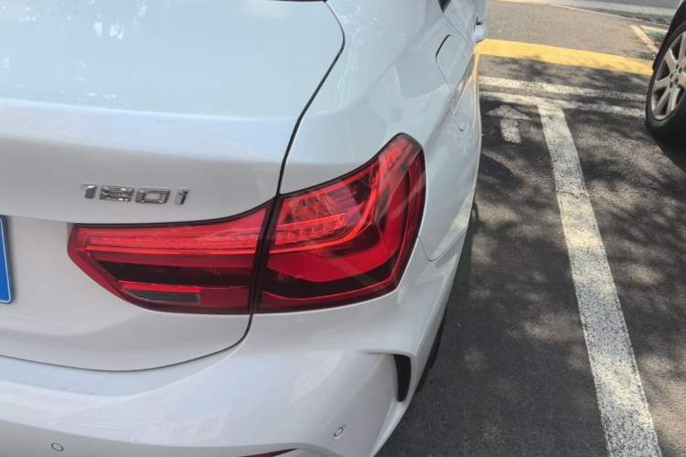 Used BMW 1 Series 2019 120i Leading Model M Sport Package Right Rear Taillight