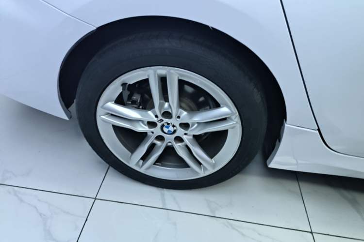 Used BMW 1 Series 2019 118i M Sport Package Right Rear Wheel Hub