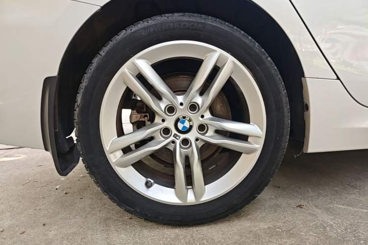 Used BMW 1 Series 2019 118i M Sport Package Right Rear Wheel Hub