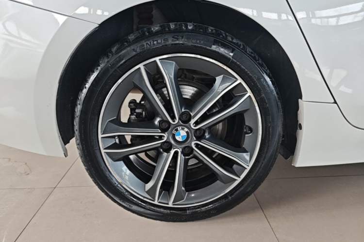 Used BMW 1 Series 2019 118i Fashion Model Right Rear Wheel Hub