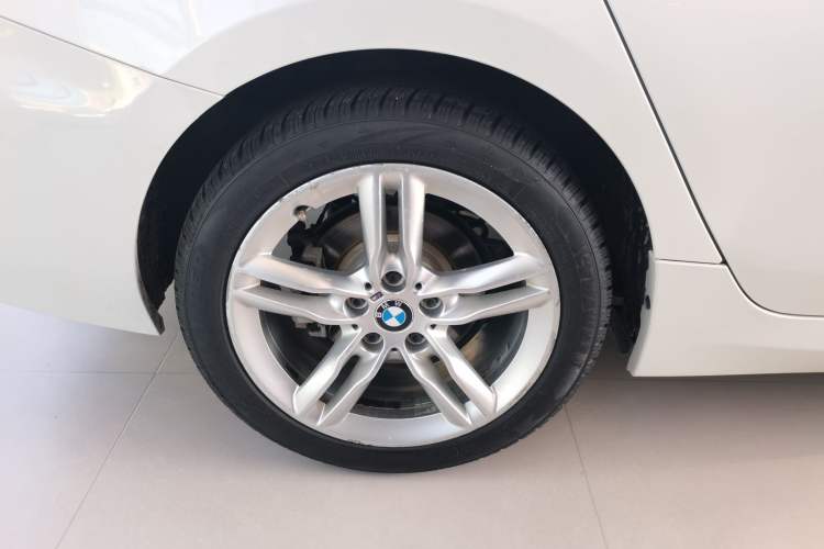 Used BMW 1 Series 2019 118i M Sport Package Right Rear Wheel Hub