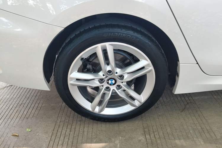 Used BMW 1 Series 2019 118i M Sport Package Right Rear Wheel Hub