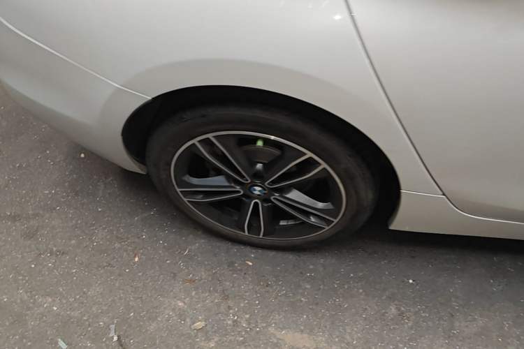 Used BMW 1 Series 2019 118i Fashion Model Right Rear Wheel Hub