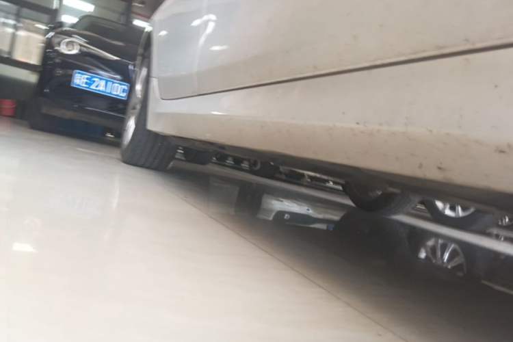 Used BMW 1 Series 2019 118i M Sport Package Right Side Sill