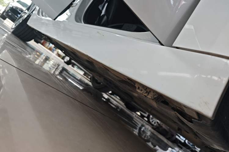 Used BMW 1 Series 2019 118i Fashion Model Right Side Sill