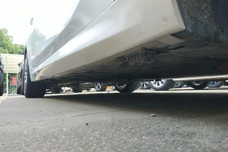 Used BMW 1 Series 2019 120i Leading Model M Sport Package Right Side Sill
