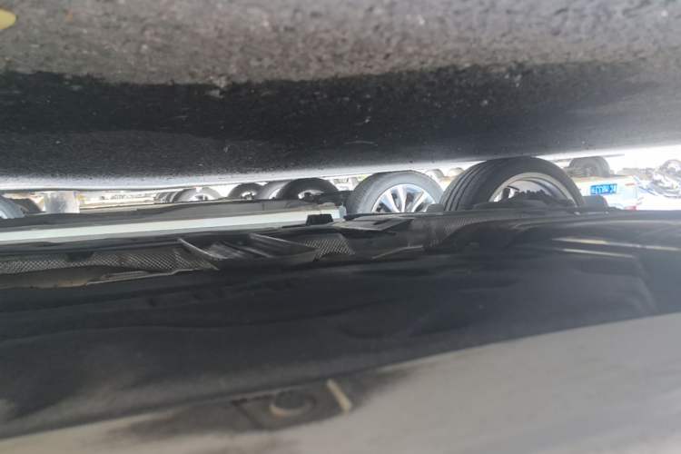 Used BMW 1 Series 2019 120i Leading Model M Sport Package Right Side Sill