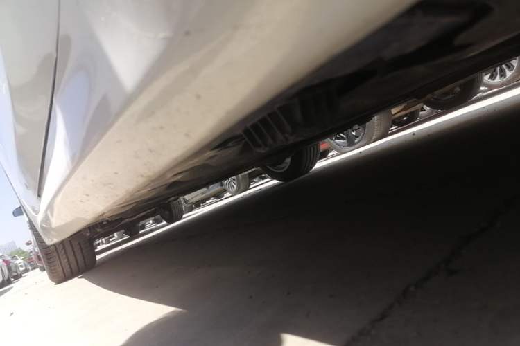 Used BMW 1 Series 2019 118i M Sport Package Right Side Sill