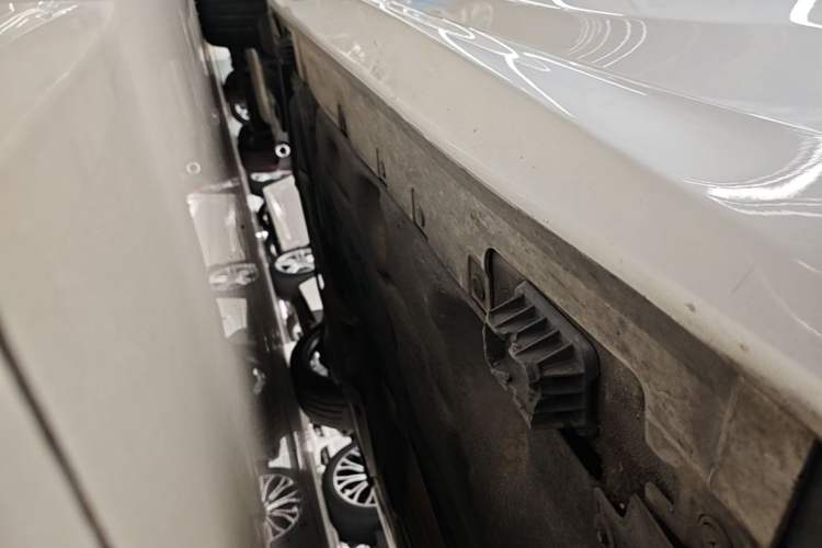Used BMW 1 Series 2019 120i Leading Model M Sport Package Right Side Sill