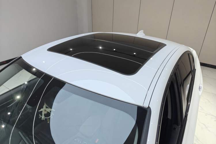 Used BMW 1 Series 2019 118i M Sport Package Roof