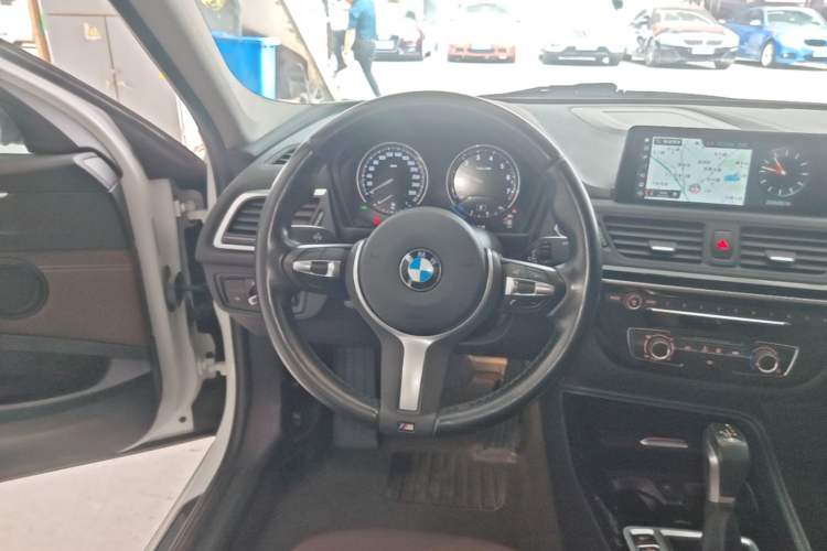 Used BMW 1 Series 2019 118i M Sport Package Steering Wheel