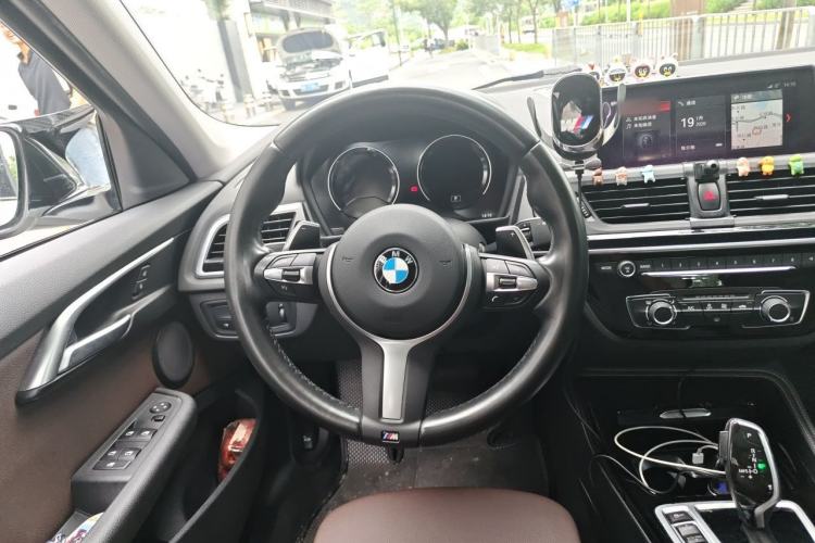 Used BMW 1 Series 2019 120i Leading Model M Sport Package Steering Wheel