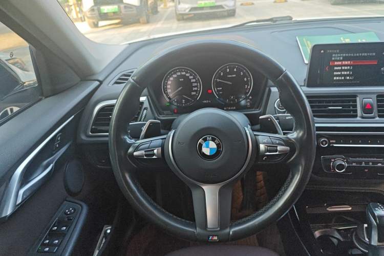 Used BMW 1 Series 2019 120i Leading Model M Sport Package Steering Wheel