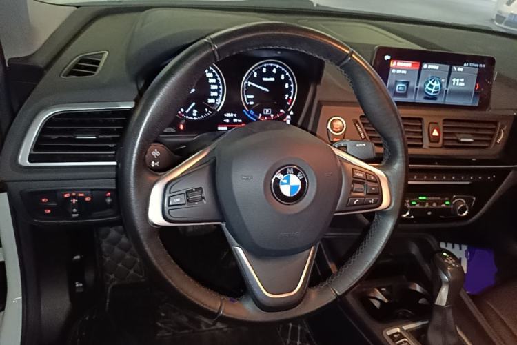 Used BMW 1 Series 2019 118i Fashion Model Steering Wheel