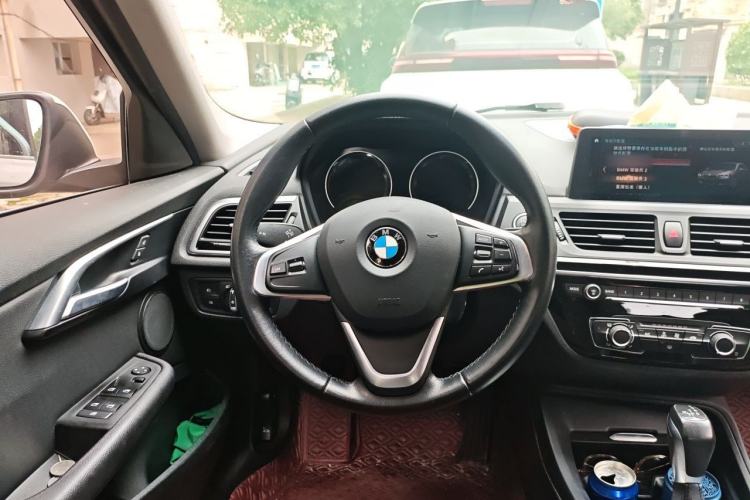 Used BMW 1 Series 2019 118i Fashion Model Steering Wheel