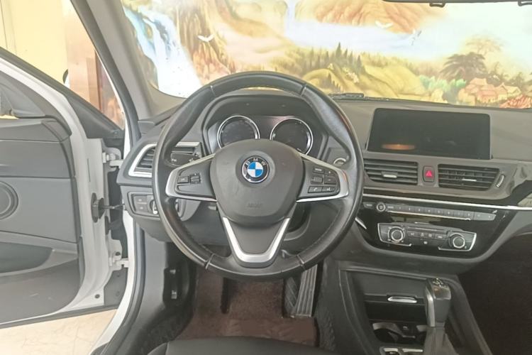 Used BMW 1 Series 2019 118i Fashion Model Steering Wheel