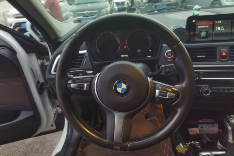 Used BMW 1 Series 2019 118i M Sport Package Steering Wheel