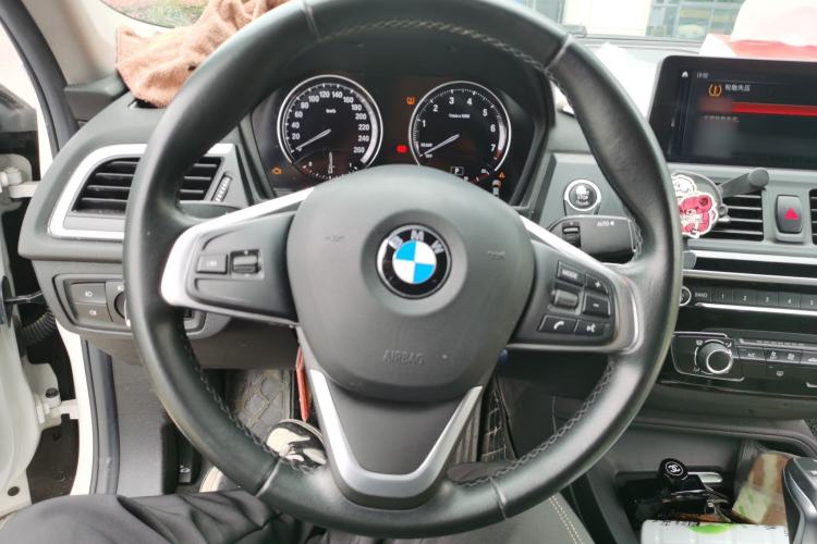 Used BMW 1 Series 2019 118i Fashion Model Steering Wheel