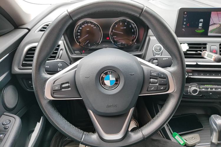 Used BMW 1 Series 2019 118i Fashion Model Steering Wheel