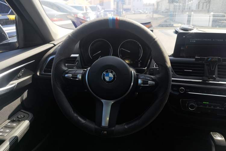 Used BMW 1 Series 2019 118i M Sport Package Steering Wheel