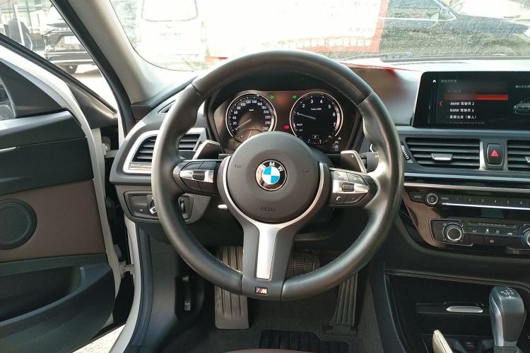 Used BMW 1 Series 2019 120i Leading Model M Sport Package Steering Wheel