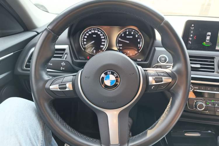 Used BMW 1 Series 2019 118i M Sport Package Steering Wheel