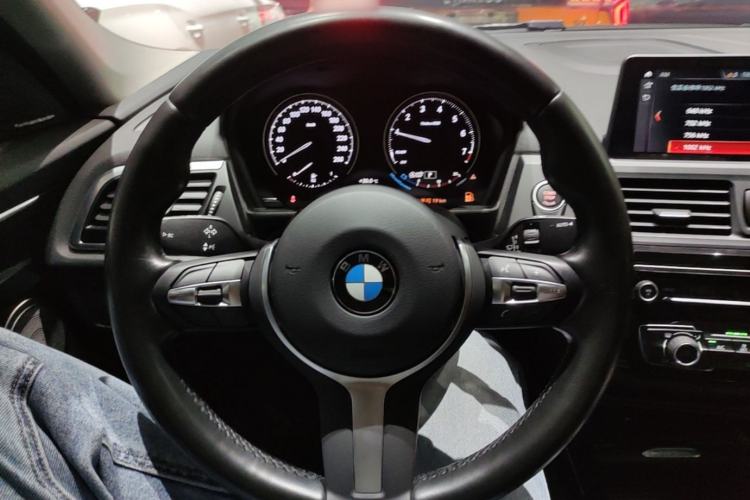 Used BMW 1 Series 2019 118i M Sport Package Steering Wheel
