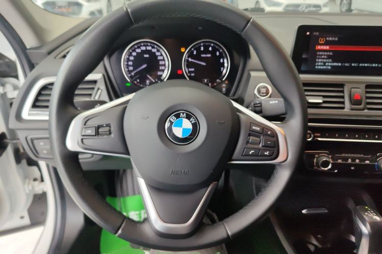Used BMW 1 Series 2019 118i Fashion Model Steering Wheel