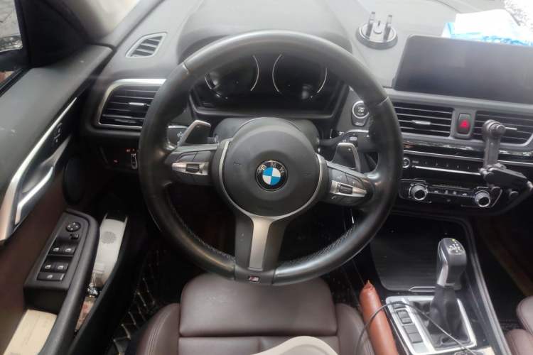 Used BMW 1 Series 2019 120i Leading Model M Sport Package Steering Wheel