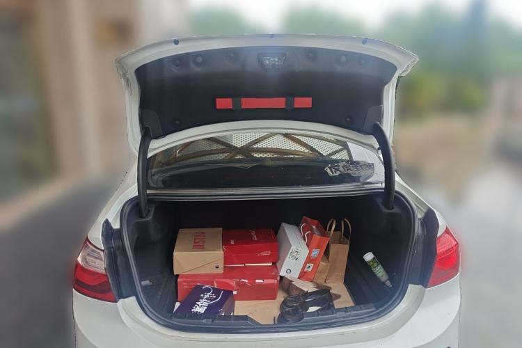 Used BMW 1 Series 2019 118i Fashion Model Trunk