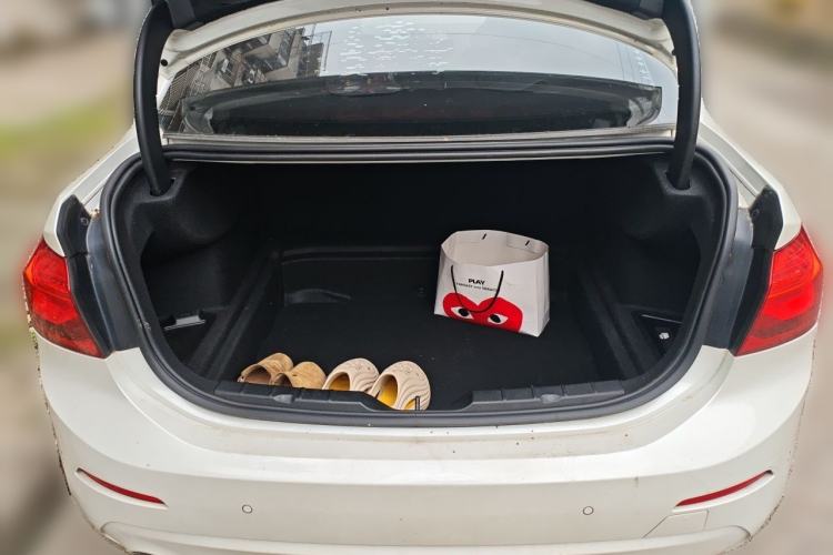 Used BMW 1 Series 2019 118i Fashion Model Trunk