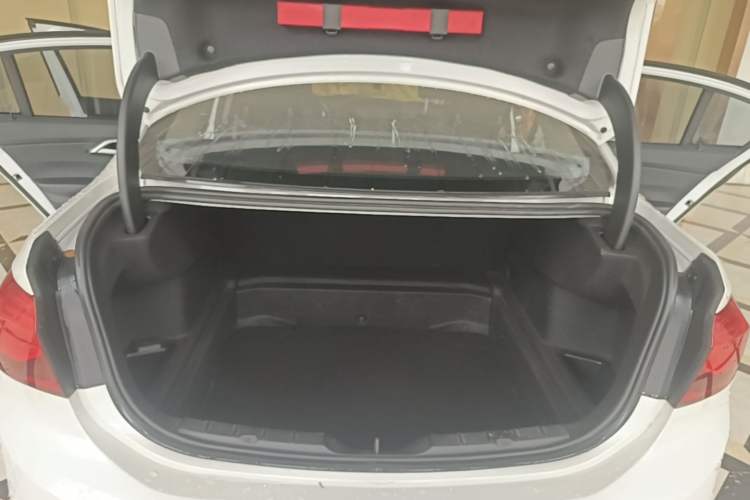 Used BMW 1 Series 2019 118i Fashion Model Trunk