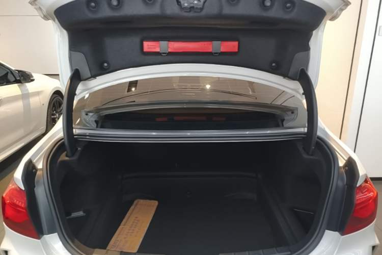 Used BMW 1 Series 2019 118i M Sport Package Trunk