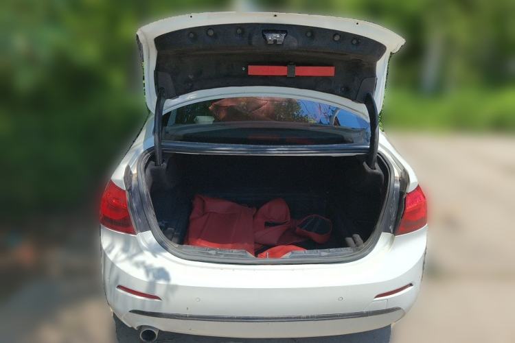 Used BMW 1 Series 2019 118i Fashion Model Trunk