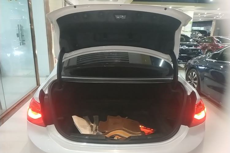Used BMW 1 Series 2019 118i Fashion Model Trunk