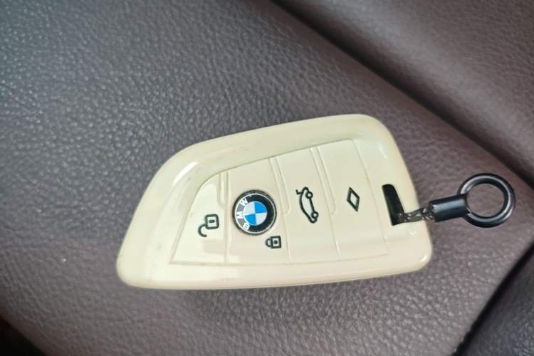 Used BMW 1 Series 2019 118i M Sport Package Vehicle Key
