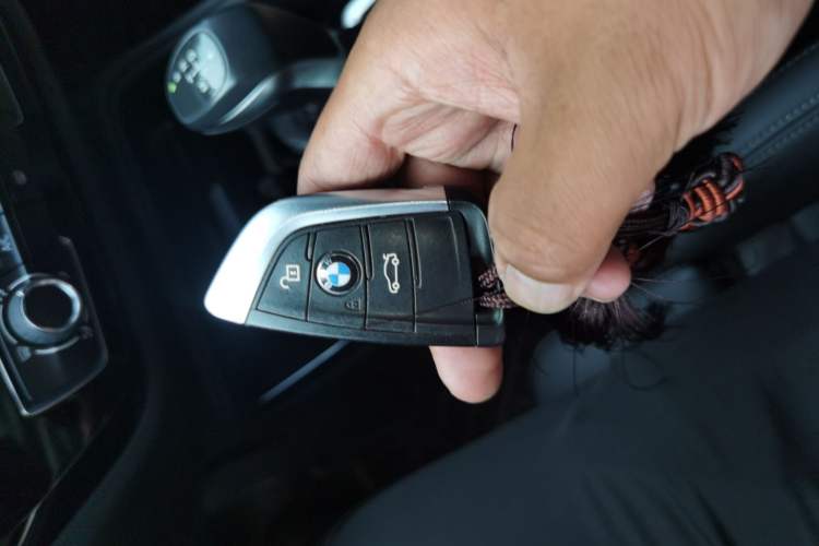 Used BMW 1 Series 2019 118i M Sport Package Vehicle Key