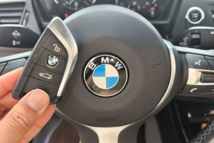 Used BMW 1 Series 2019 118i M Sport Package Vehicle Key