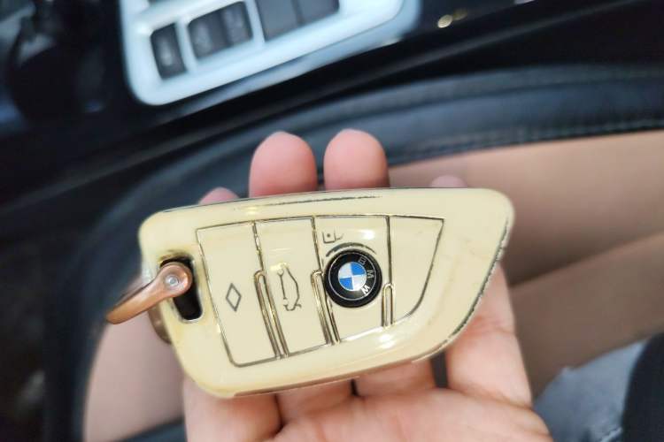 Used BMW 1 Series 2019 118i M Sport Package Vehicle Key