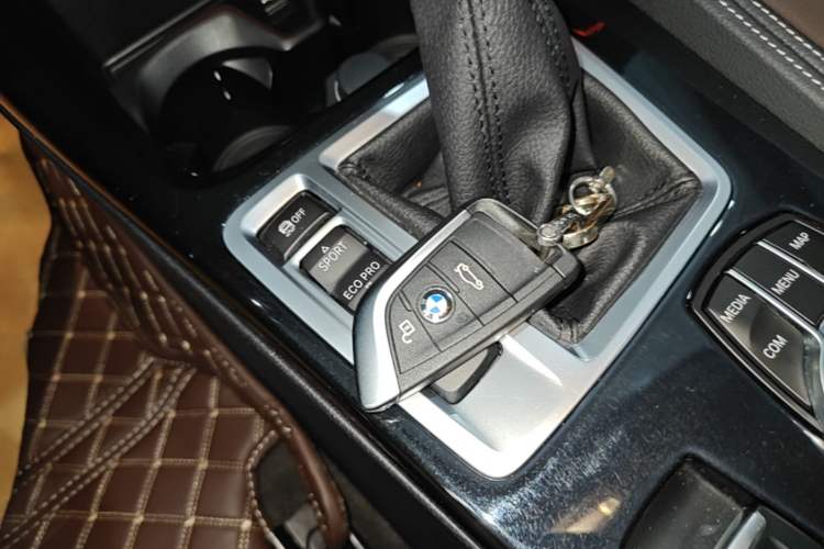 Used BMW 1 Series 2019 120i Leading Model M Sport Package Vehicle Key