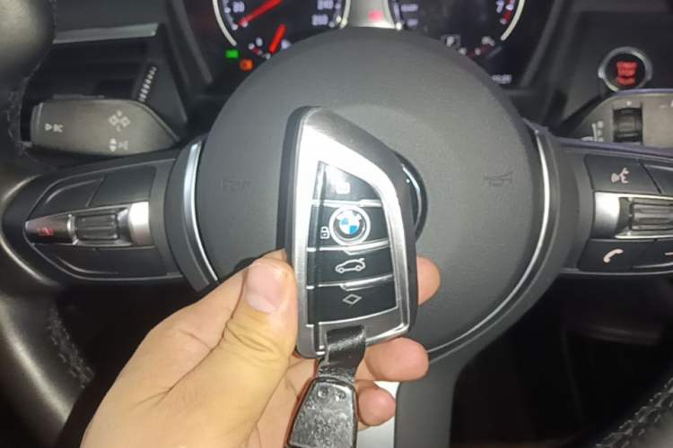 Used BMW 1 Series 2019 118i M Sport Package Vehicle Key